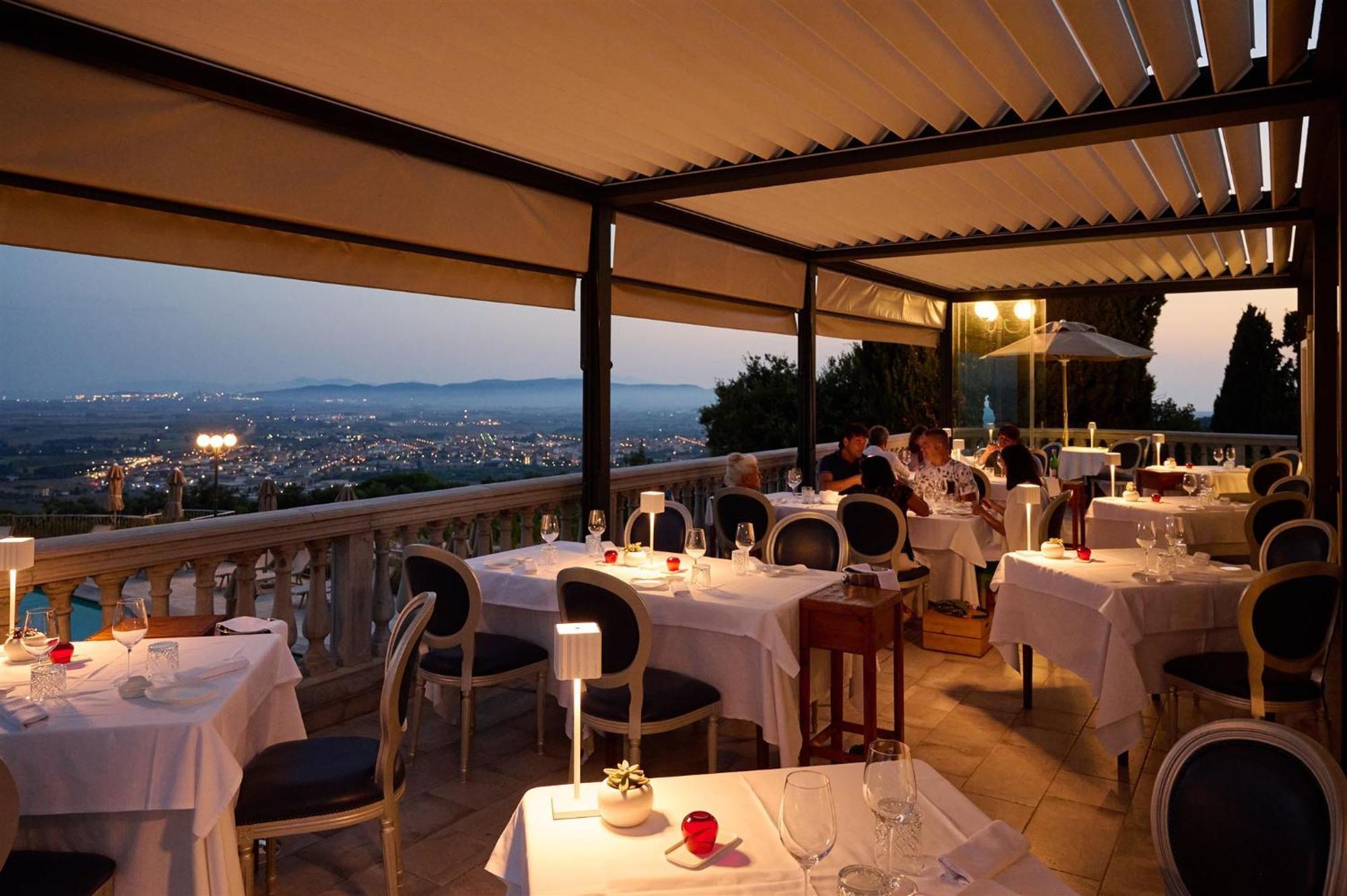 Castello Bonaria Wine & Spa Resort Campiglia Marittima Exterior photo